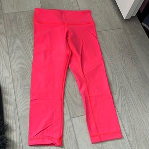 Lululemon cropped leggings neon pink size 4